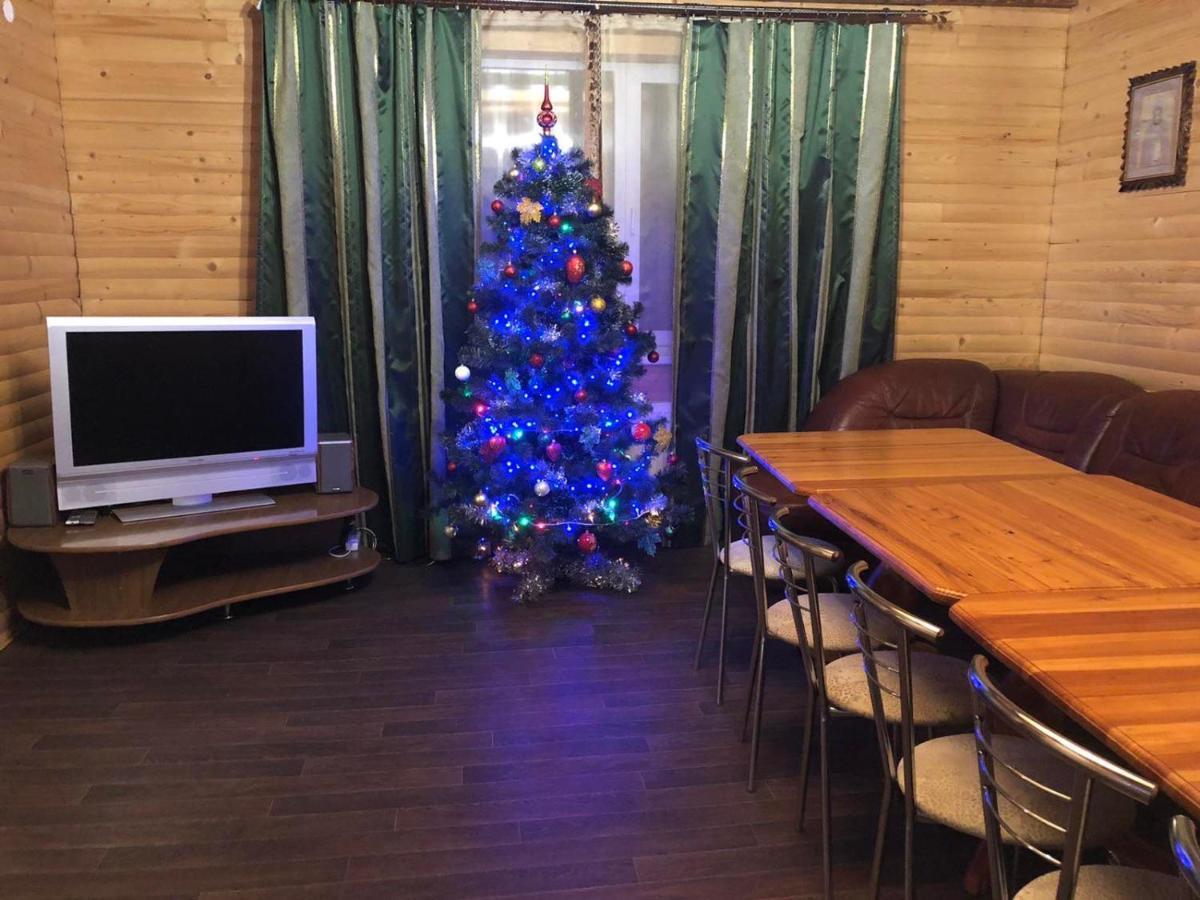 Сонячні Карпати Hotel สลาฟสเก ภายนอก รูปภาพ