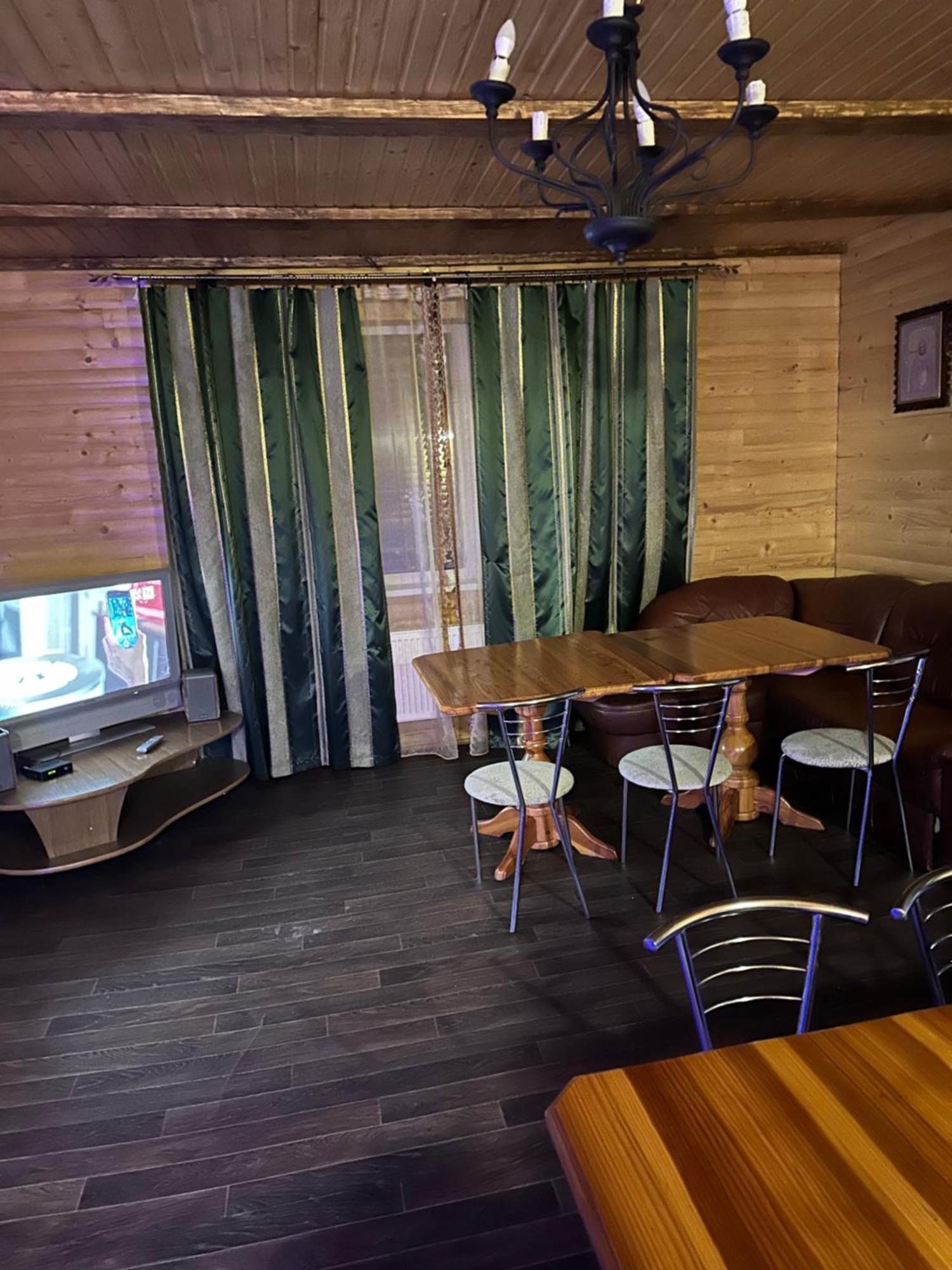 Сонячні Карпати Hotel สลาฟสเก ภายนอก รูปภาพ