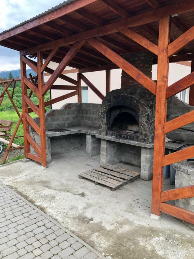 Сонячні Карпати Hotel สลาฟสเก ภายนอก รูปภาพ